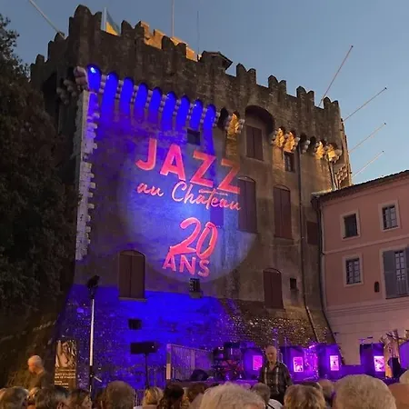 Lou Carou - Vue Et Baie De *