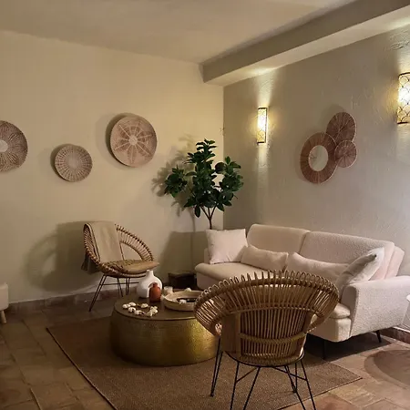 Lou Carou - Vue Et Baie De *