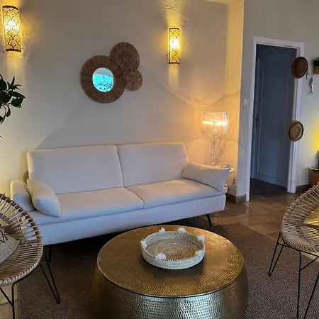 Lou Carou - Vue Et Baie De